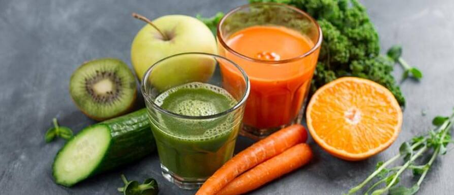 How-to-Make-Natural-Carrot-Juice