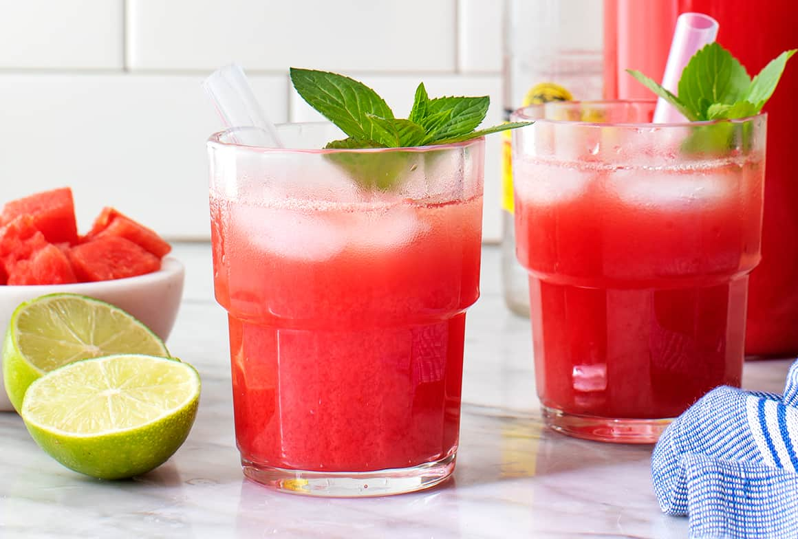 Make-Natural-Watermelon-Juice