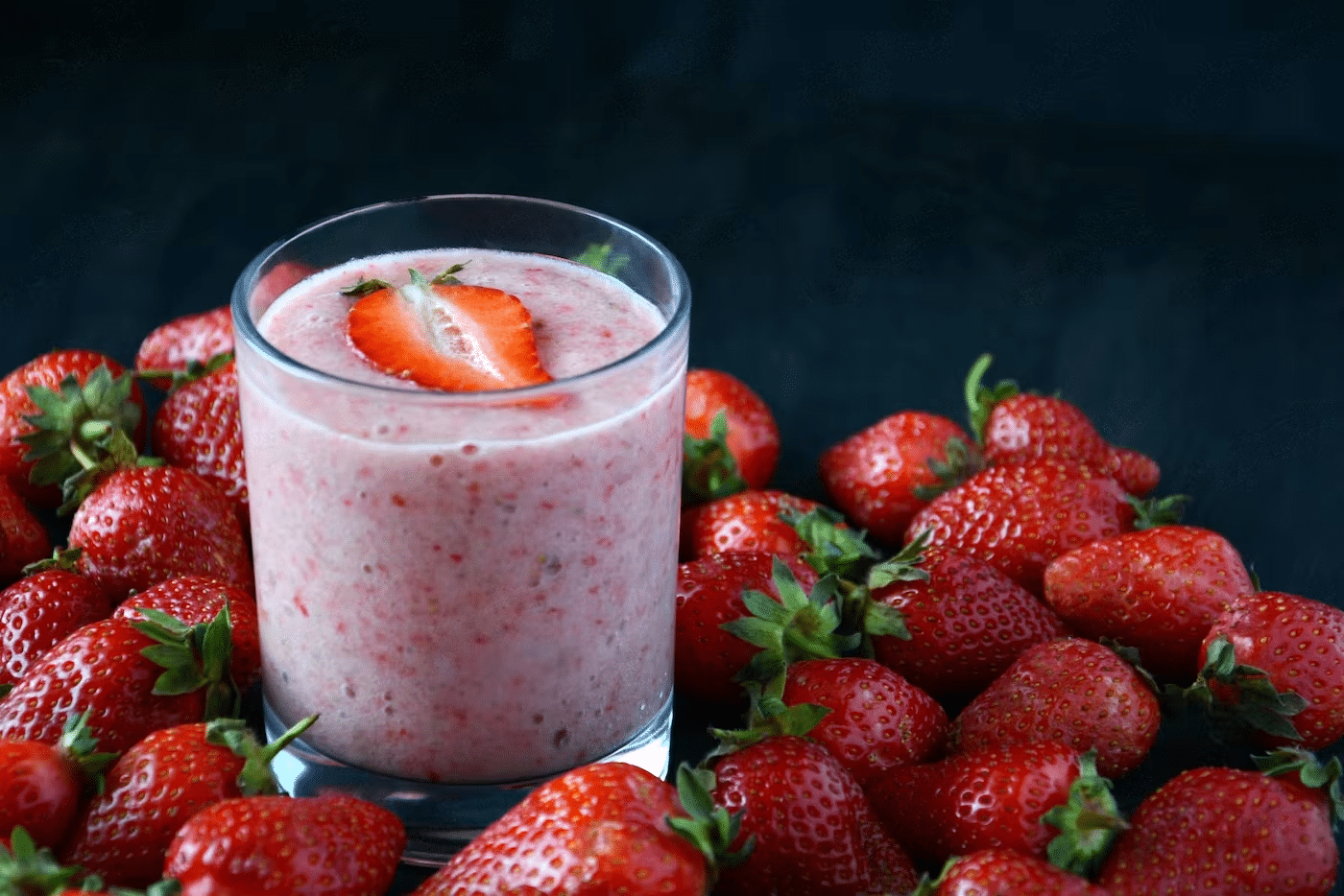 Lower-Carb Strawberry Smoothie